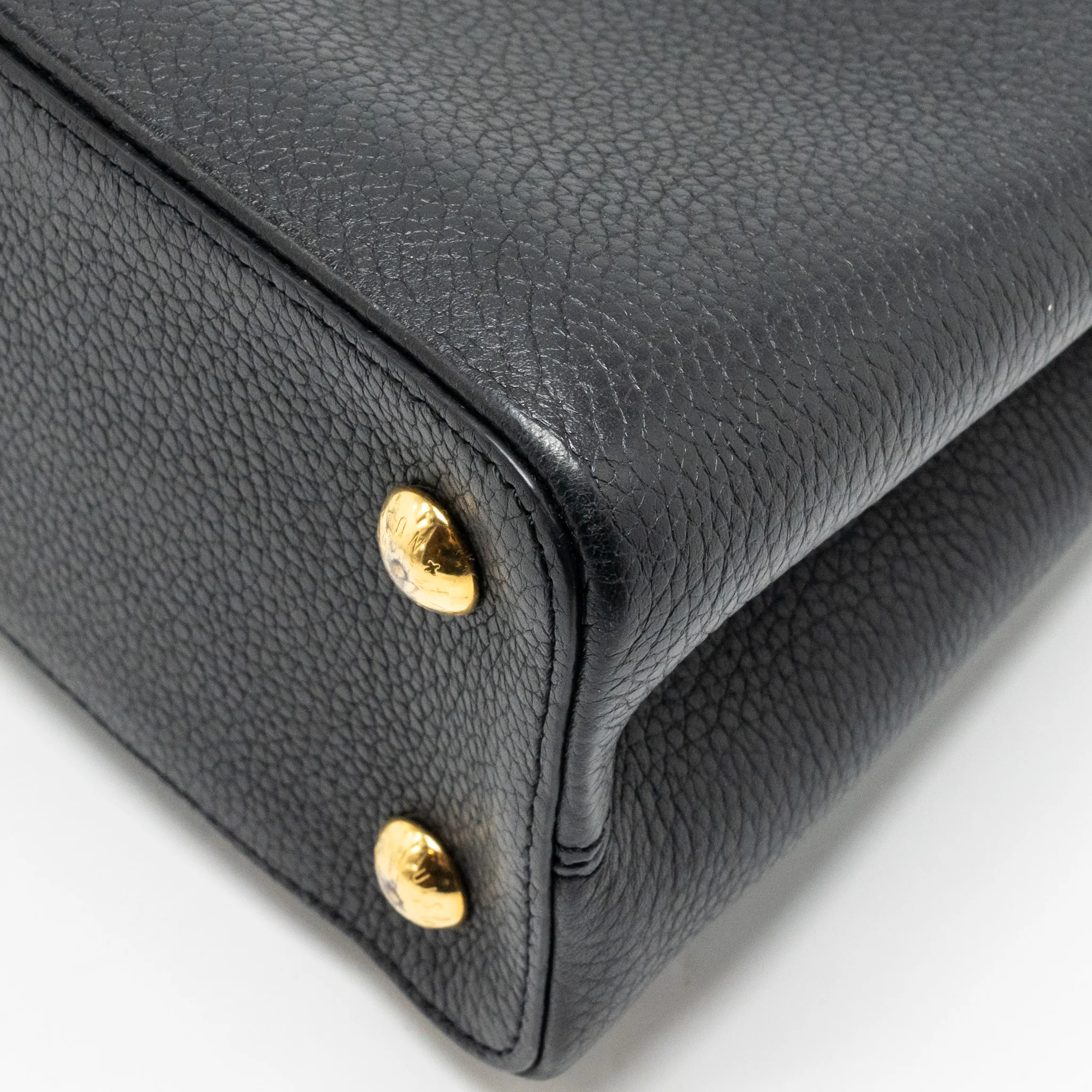 Louis Vuitton Capucines MM Calfskin black GHW - Image 10