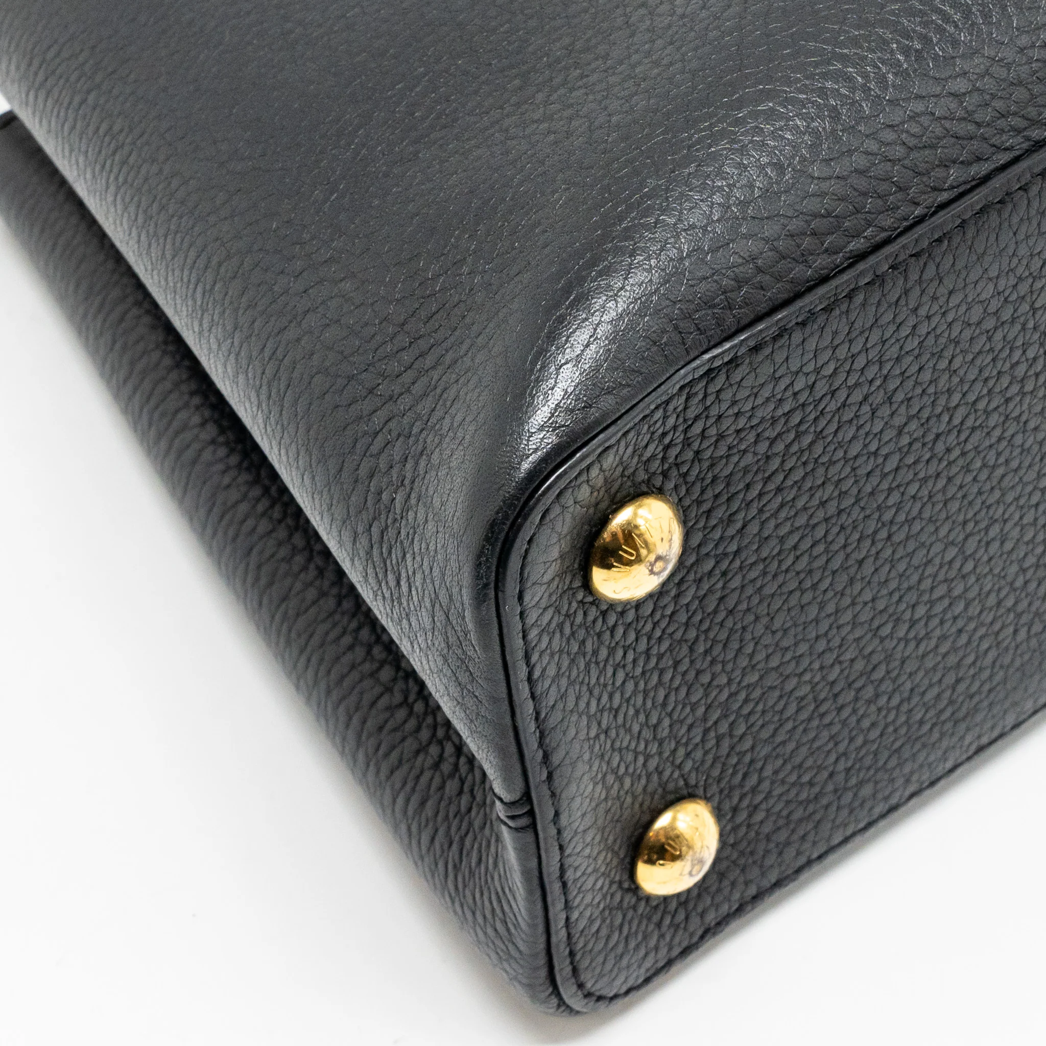 Louis Vuitton Capucines MM Calfskin black GHW - Image 7
