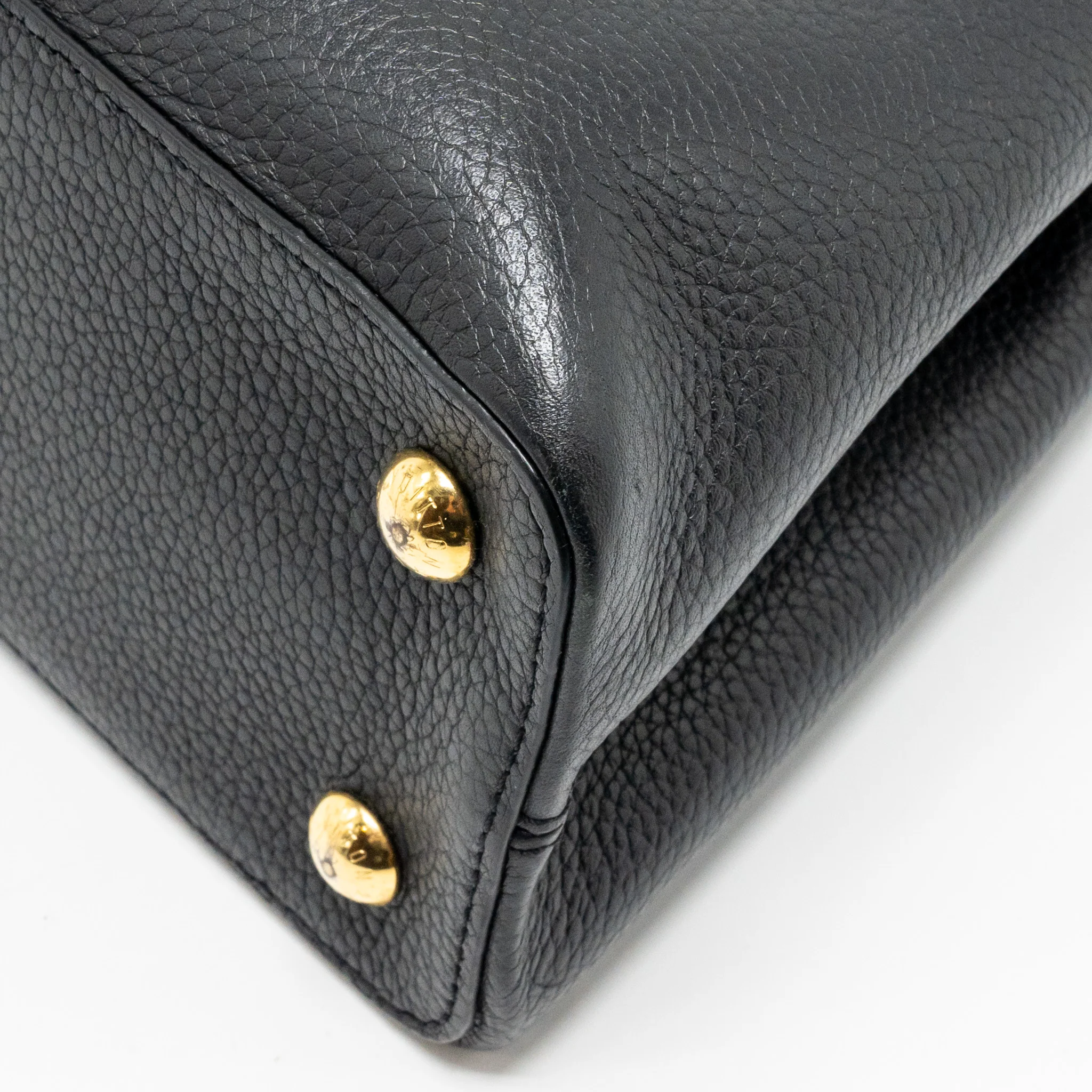 Louis Vuitton Capucines MM Calfskin black GHW - Image 8