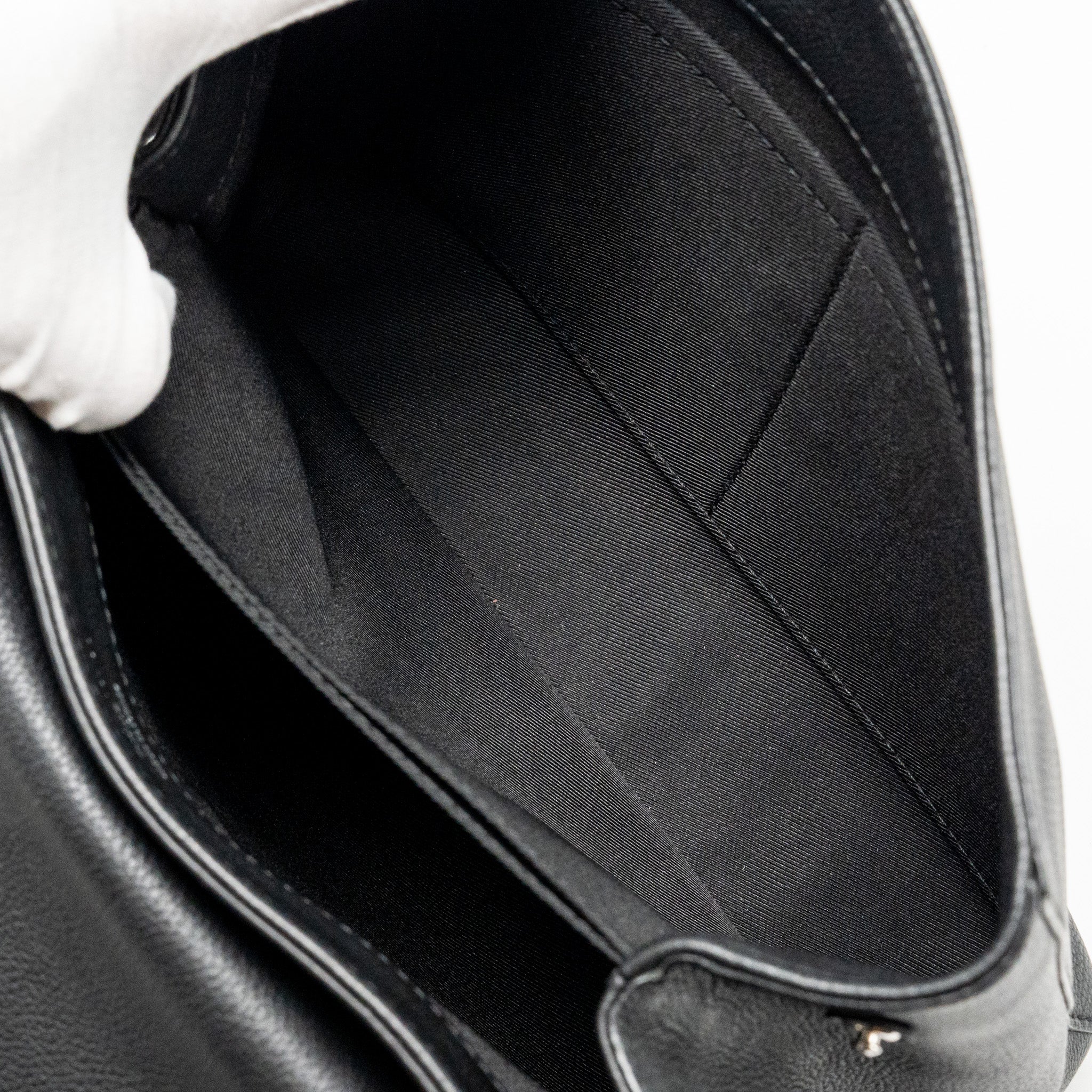 Louis Vuitton Lock Me Bag Calfskin Black SHW - Image 16