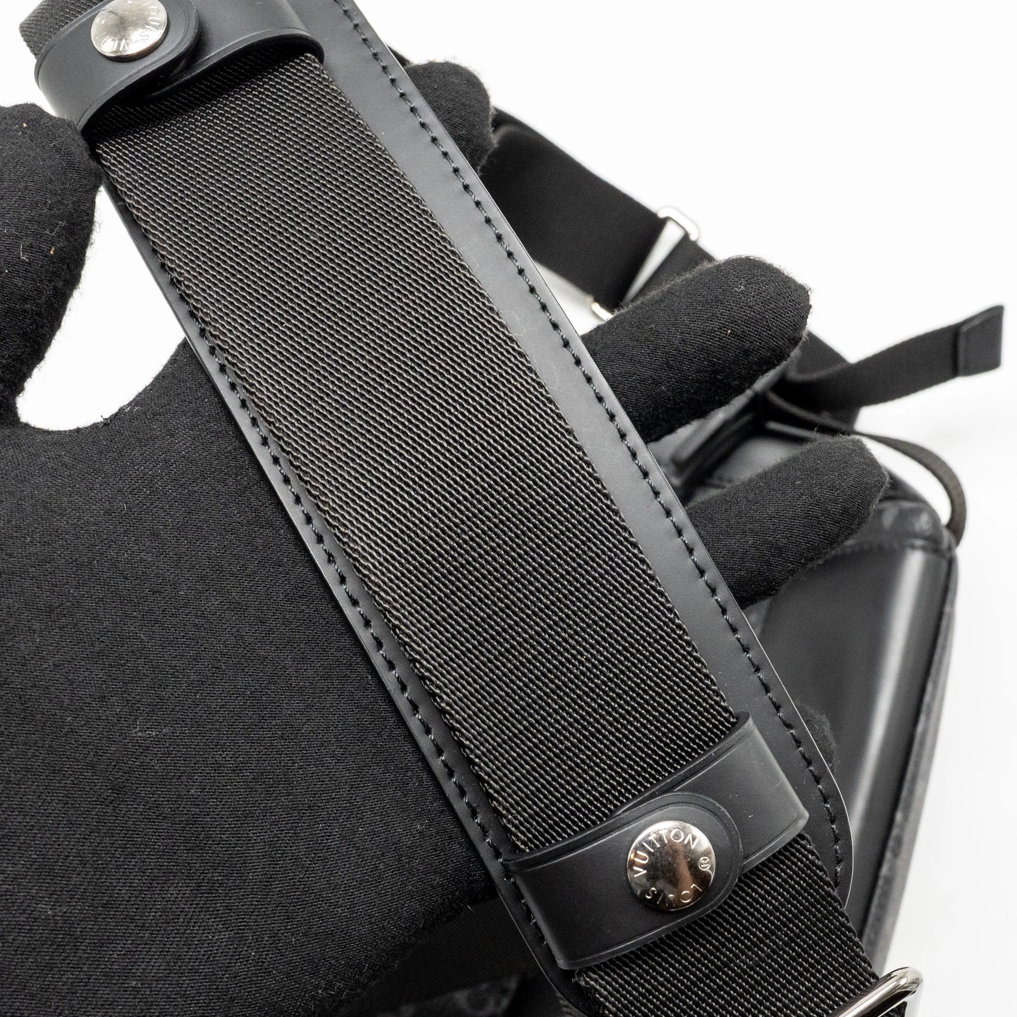 Louis Vuitton Messenger Voyager PM monogram eclipse black SHW - Image 11