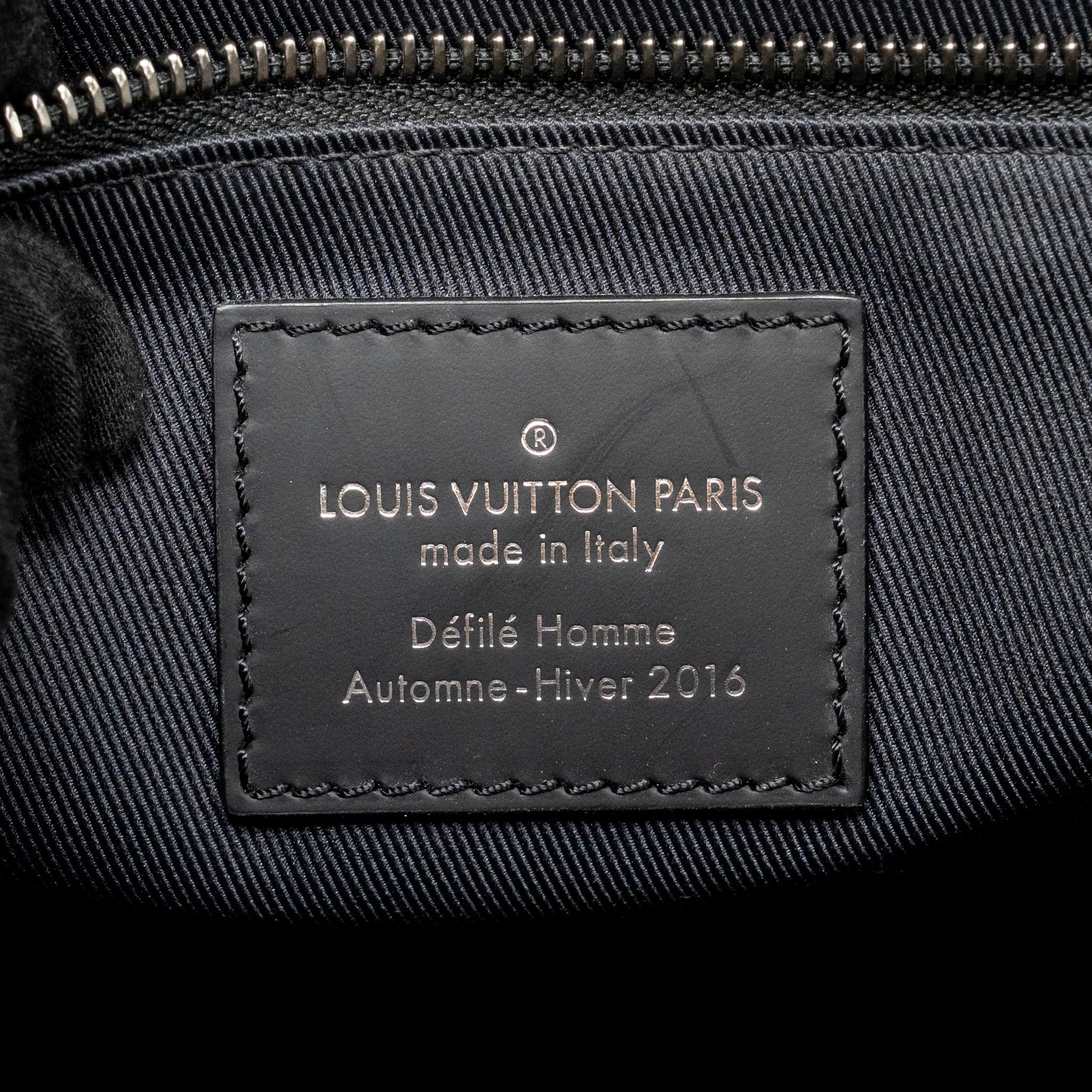 Louis Vuitton Messenger Voyager PM monogram eclipse black SHW - Image 15