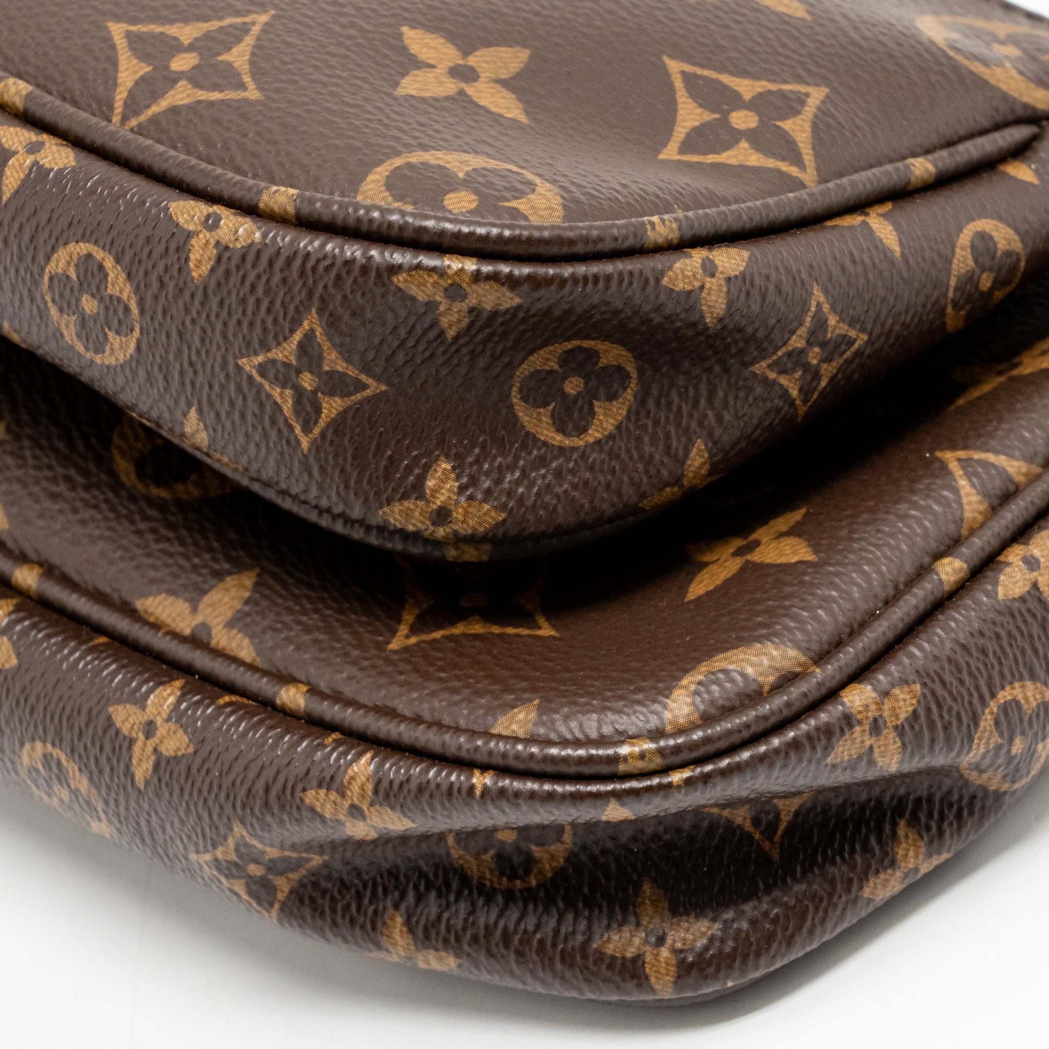 Louis Vuitton Multi Pochette accessoires Monogram Canvas Khaki GHW - Image 8