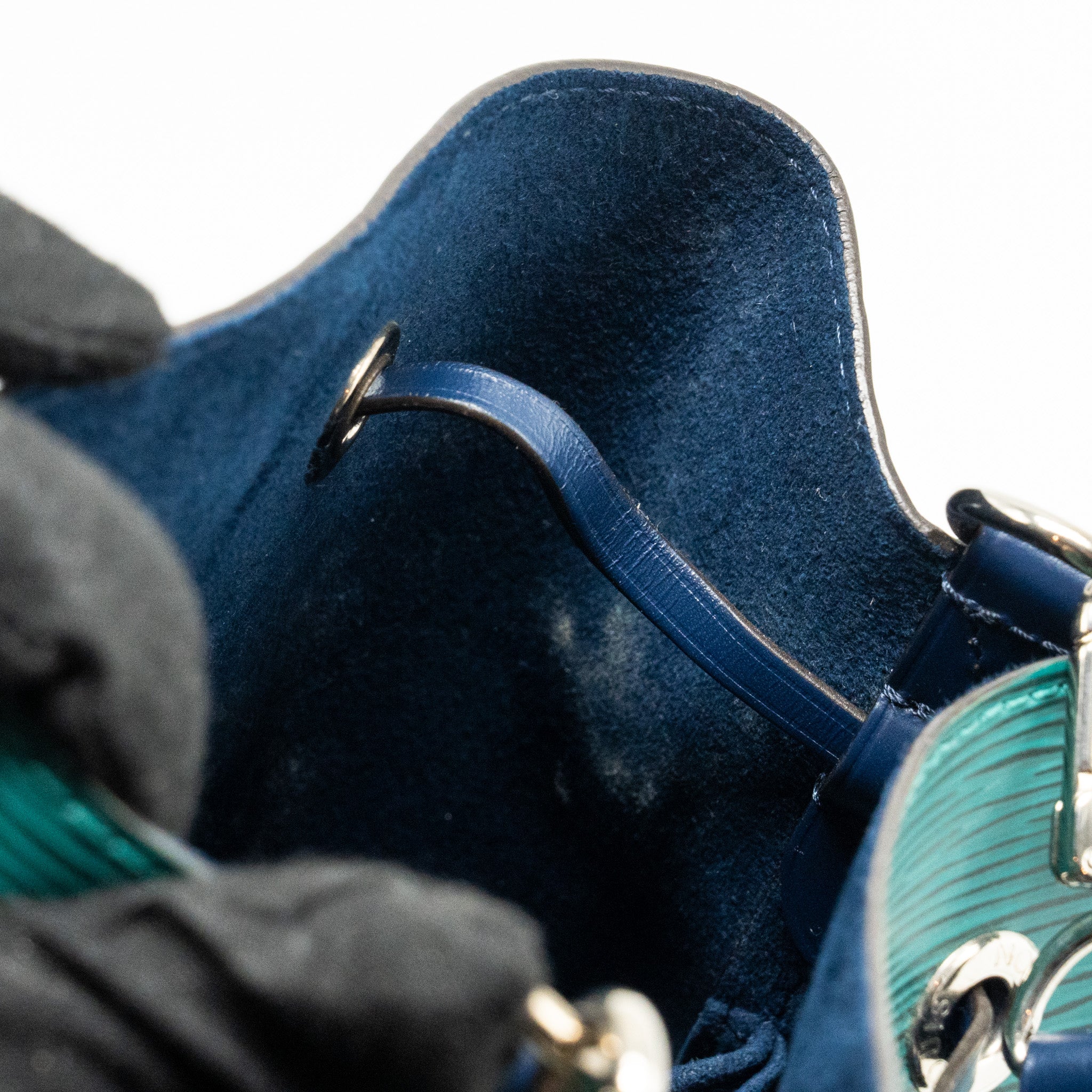 Louis Vuitton Neonoe BB epi Multicolor green / blue SHW - Image 18