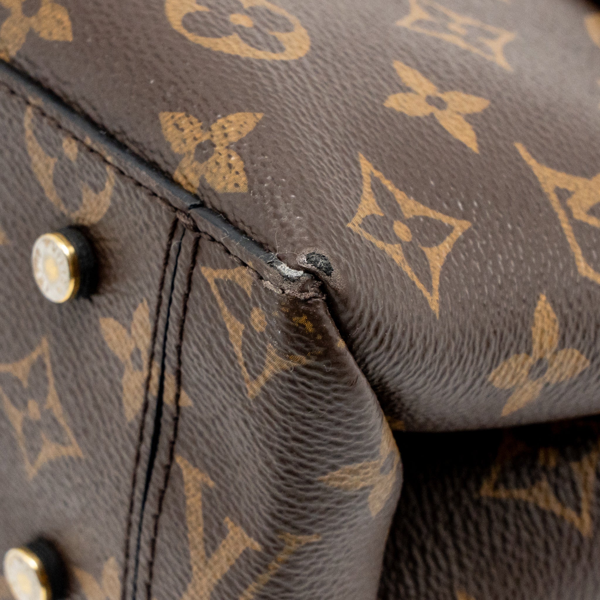 Louis Vuitton one handle MM monogram canvas/ leather black GHW - Image 8