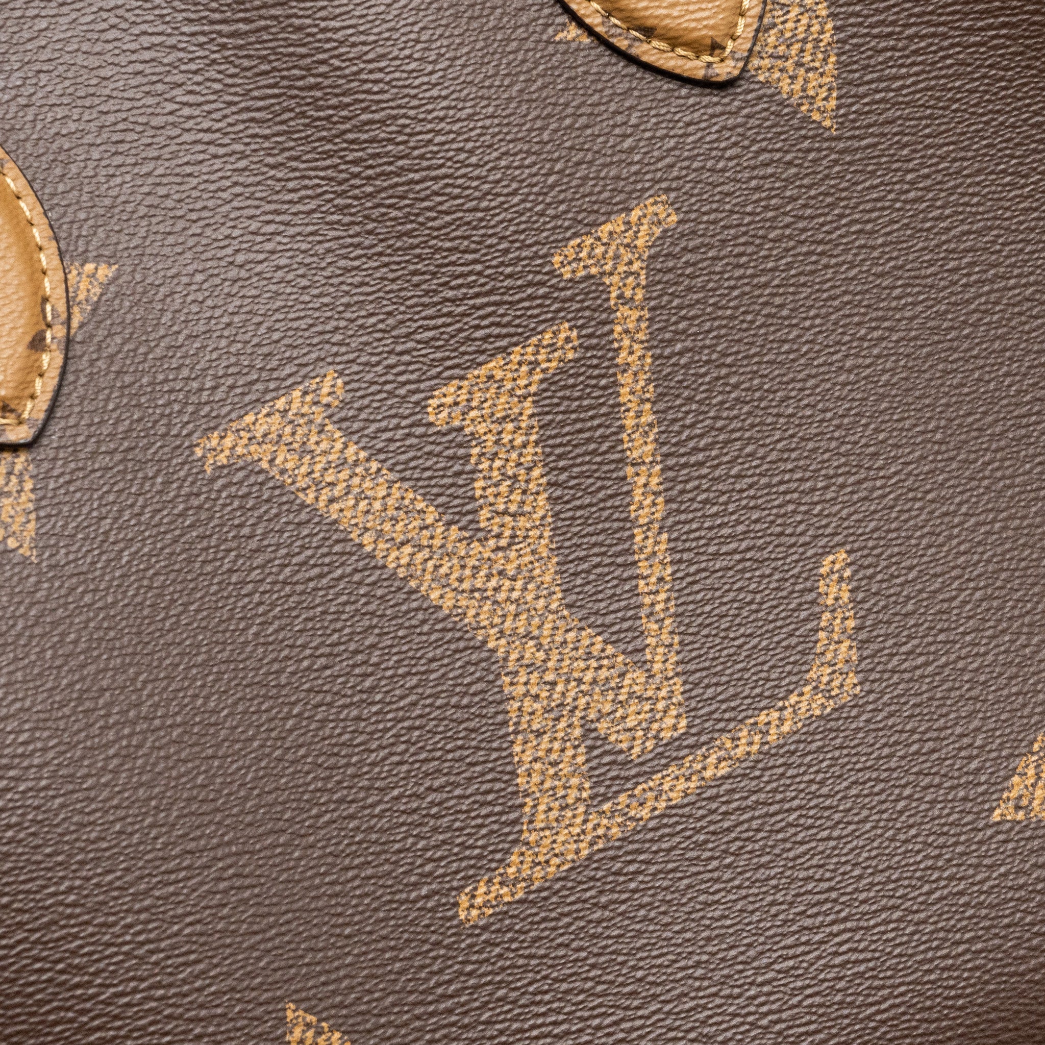 Louis Vuitton Onthego MM monogram canvas GHW - Image 9