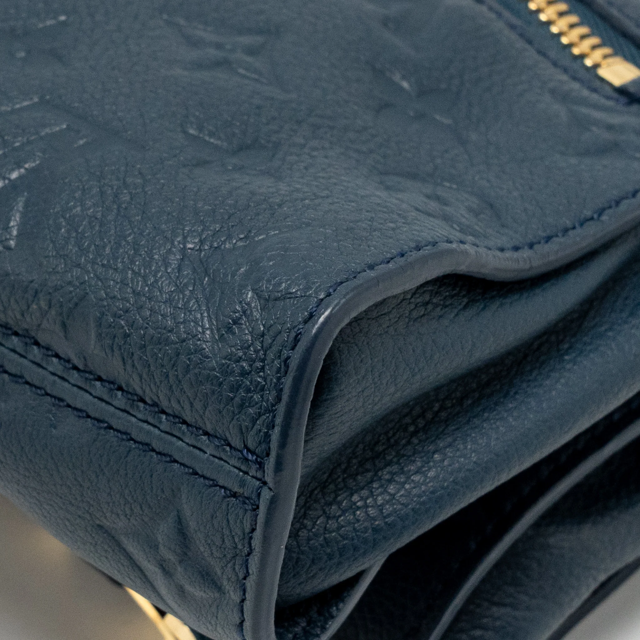 Louis Vuitton Petillante Clutch Monogram Empreinte Leather Dark Blue GHW - Image 8