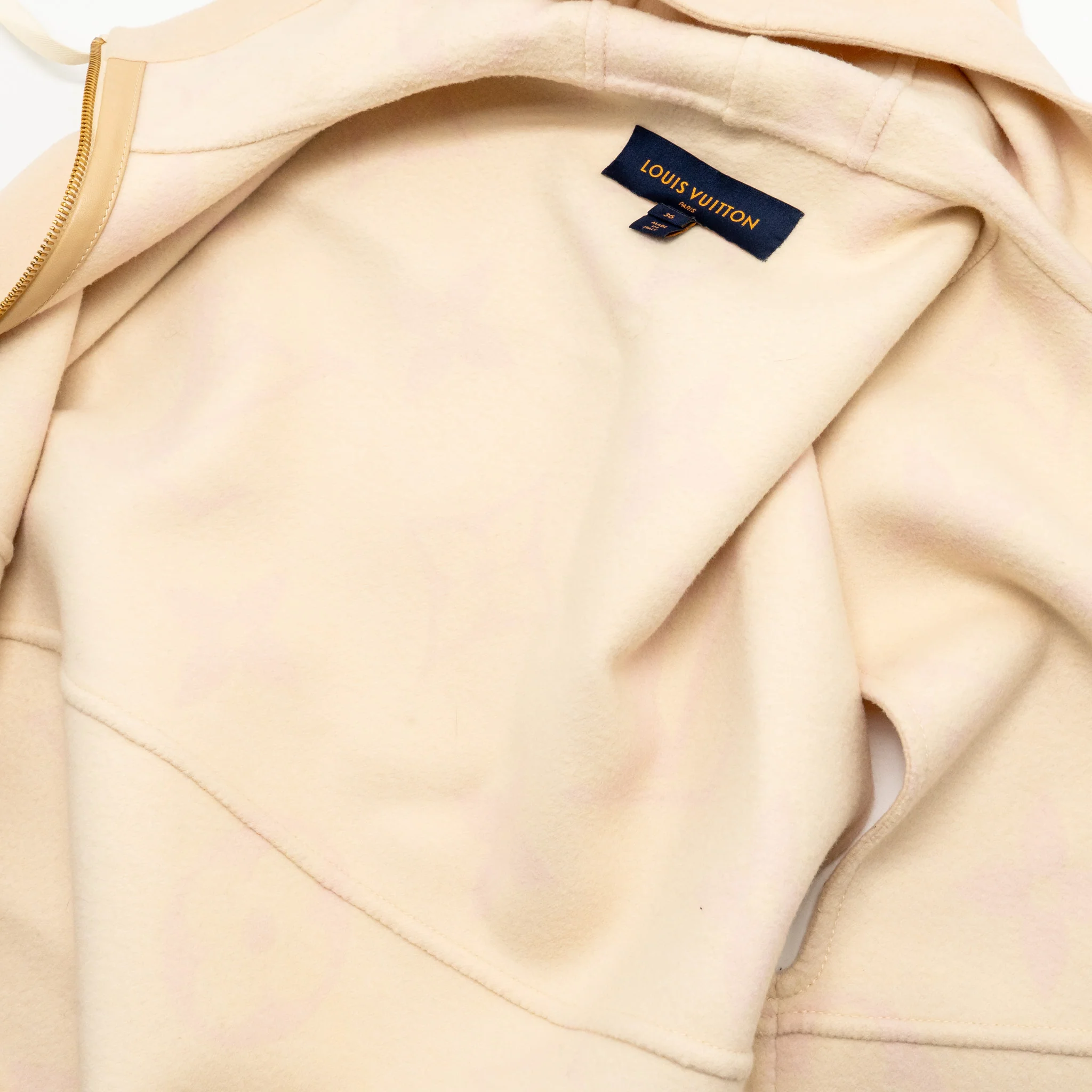 Louis Vuitton Size 36 Sleeveless Hooded Zip Up Coat Wool Cream Beige - Image 4