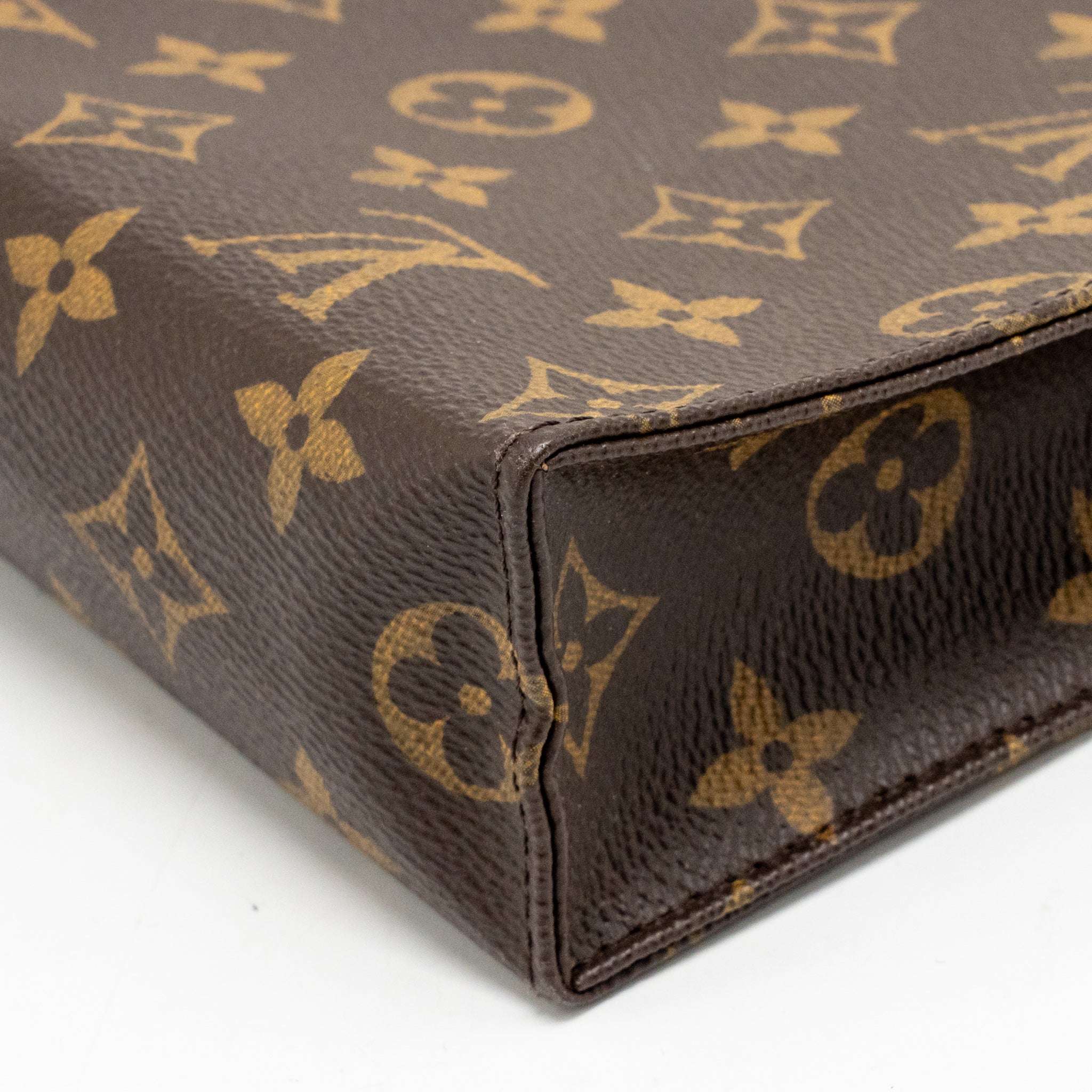 Louis Vuitton Toiletry Pochette 26 monogram Canvas GHW - Image 10