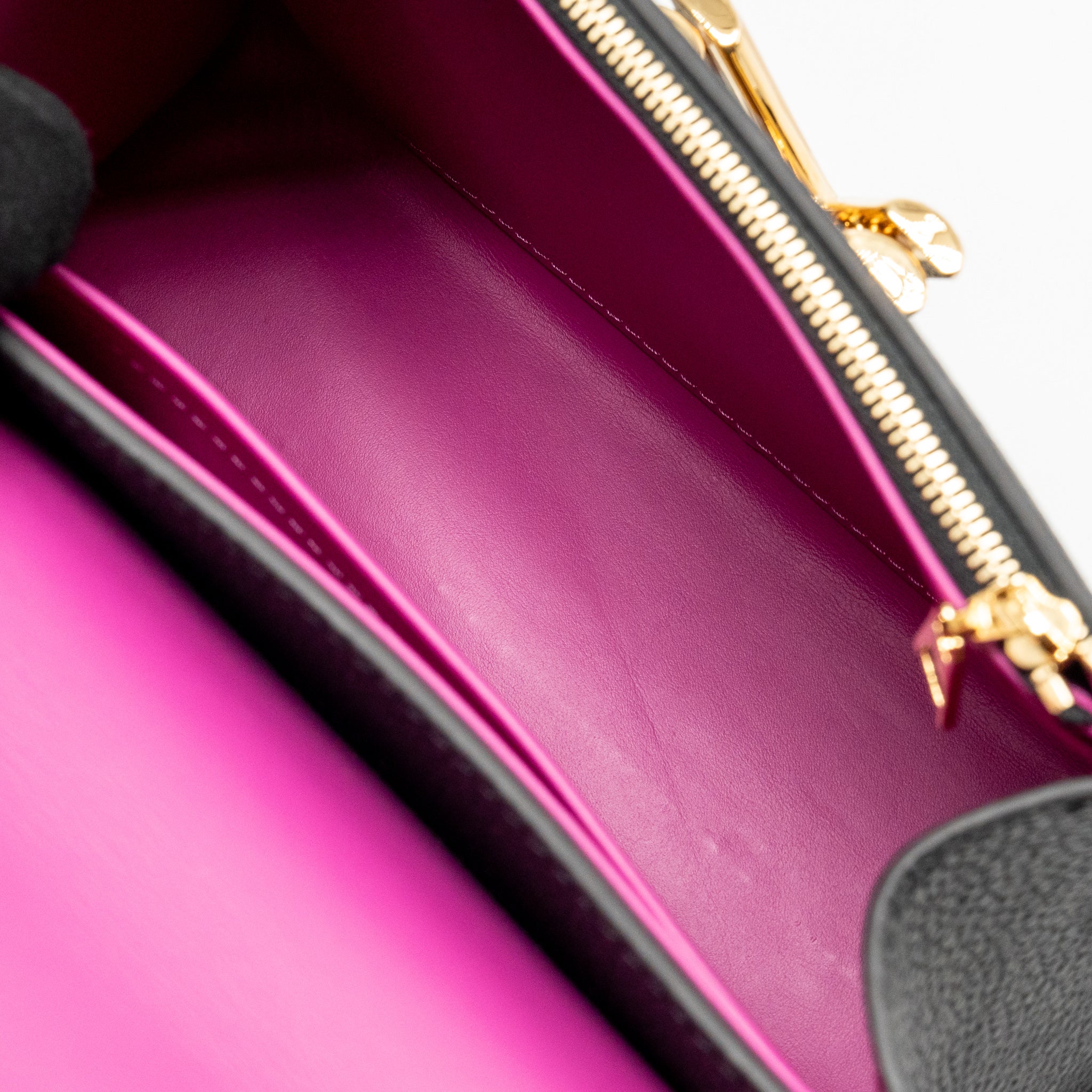 Louis Vuitton Twist One Handle PM Taurillon Leather Black/Pink GHW - Image 16