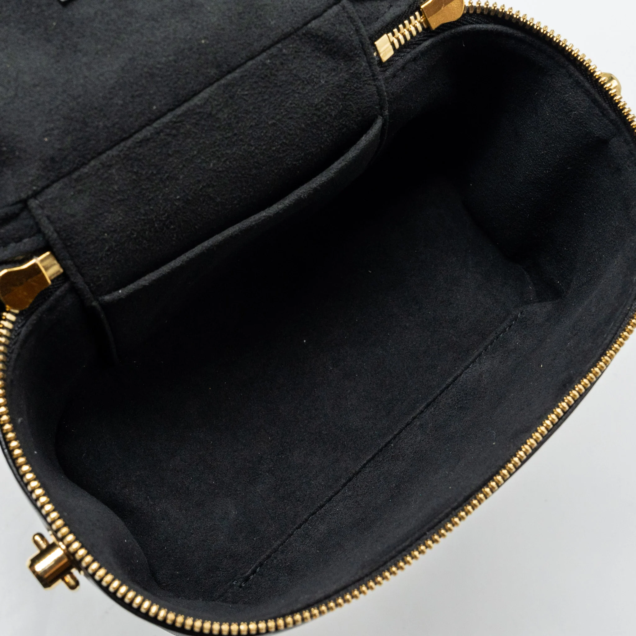 Louis Vuitton vanity case pm monogram lambskin black GHW - Image 13
