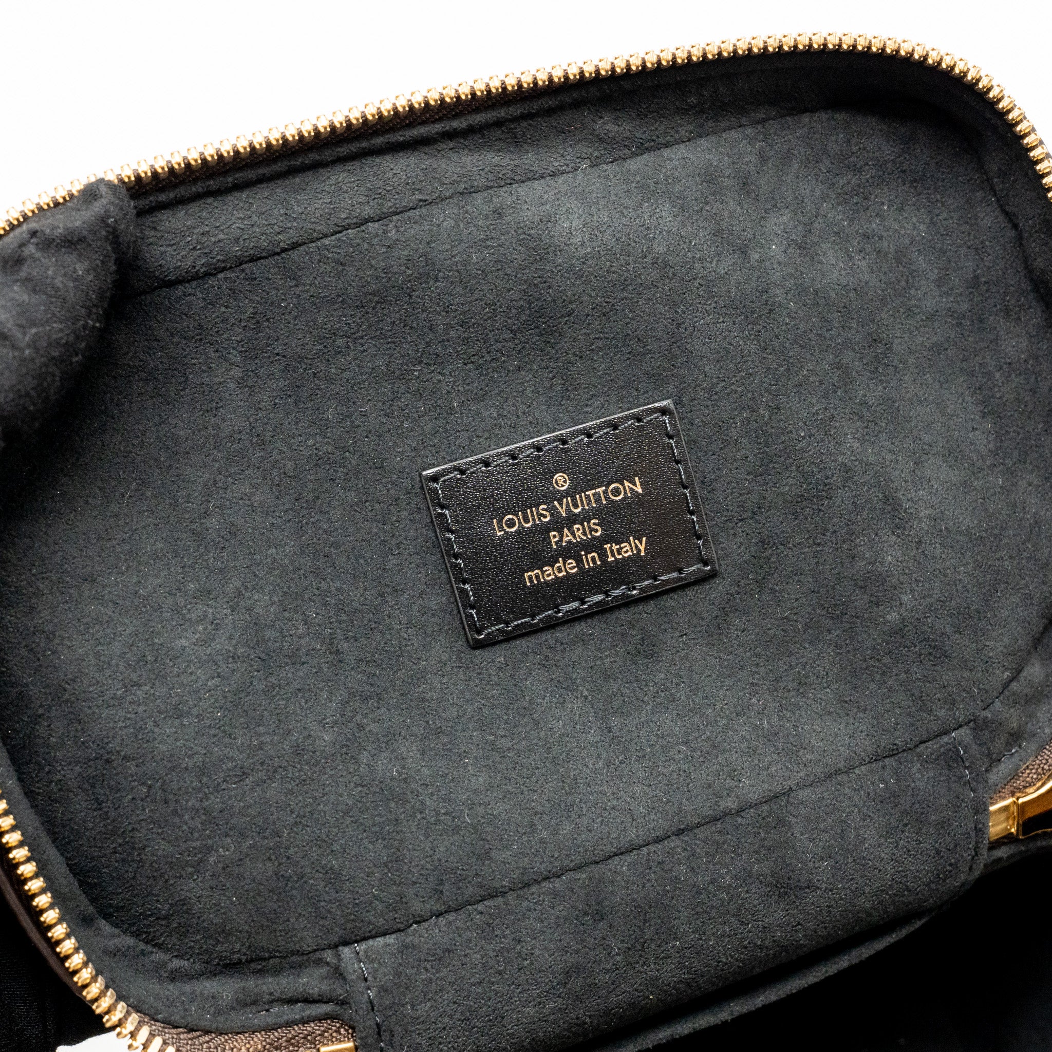 Louis vuitton vanity pm monogram canvas GHW - Image 12