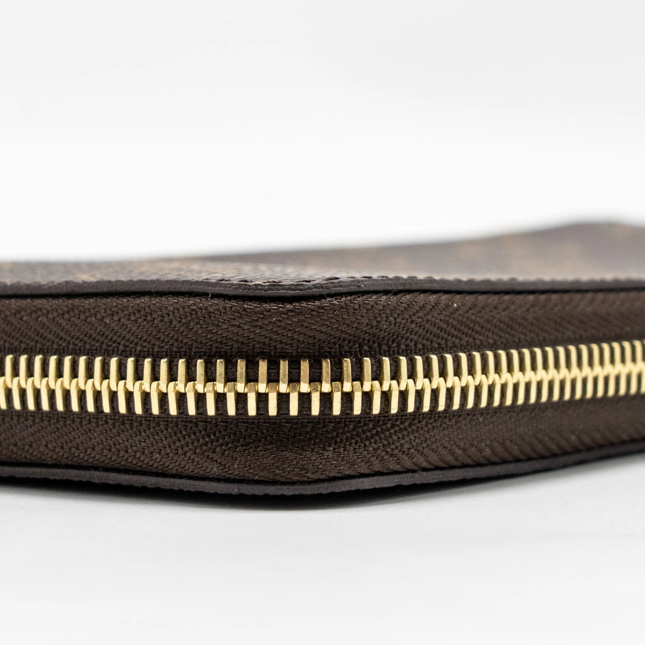 Louis Vuitton Zipper Long Wallet Monogram Canvas GHW - Image 6