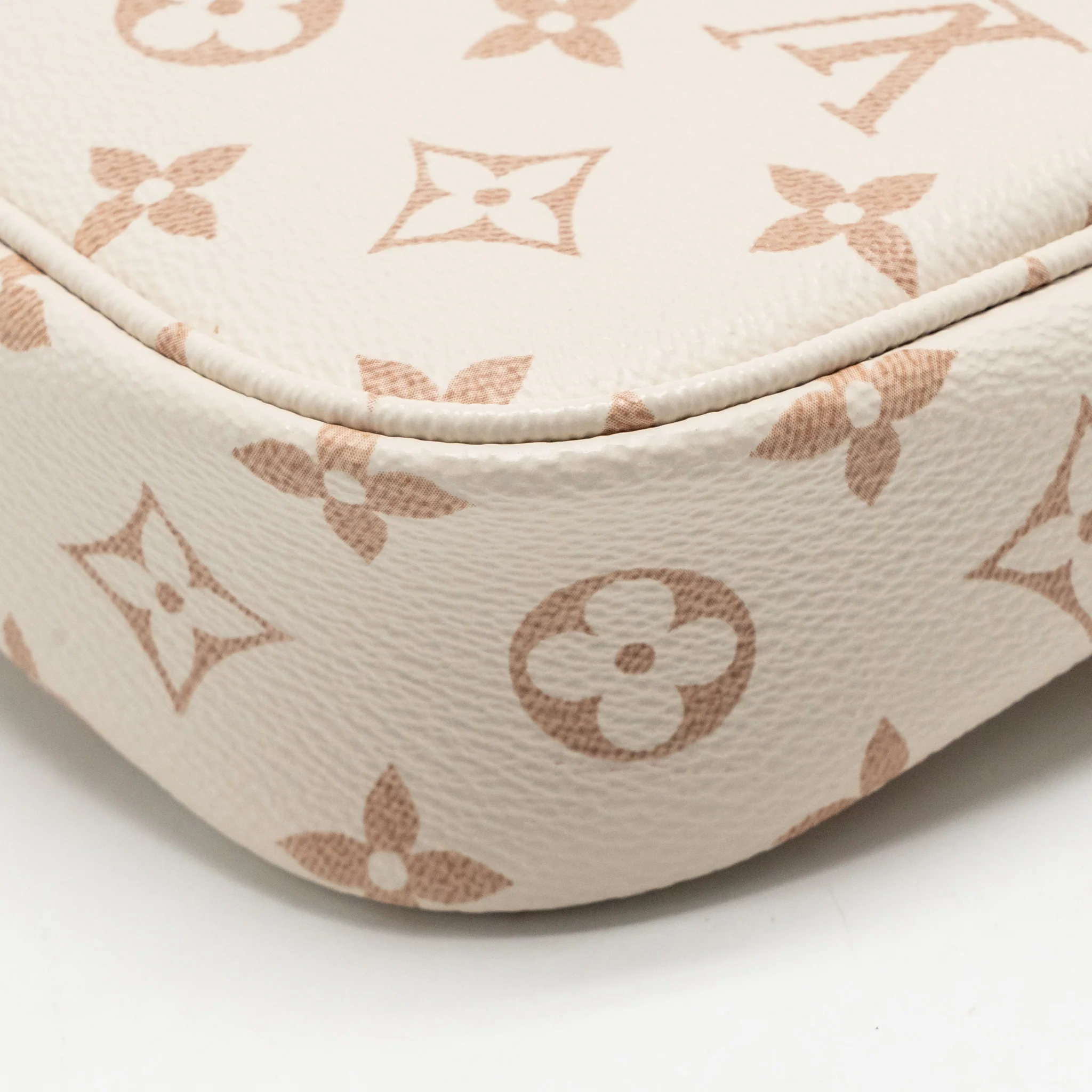 Louis Vuitton Wallet on Chain Ivy Monogram Dune Canvas White Beige GHW - Image 10