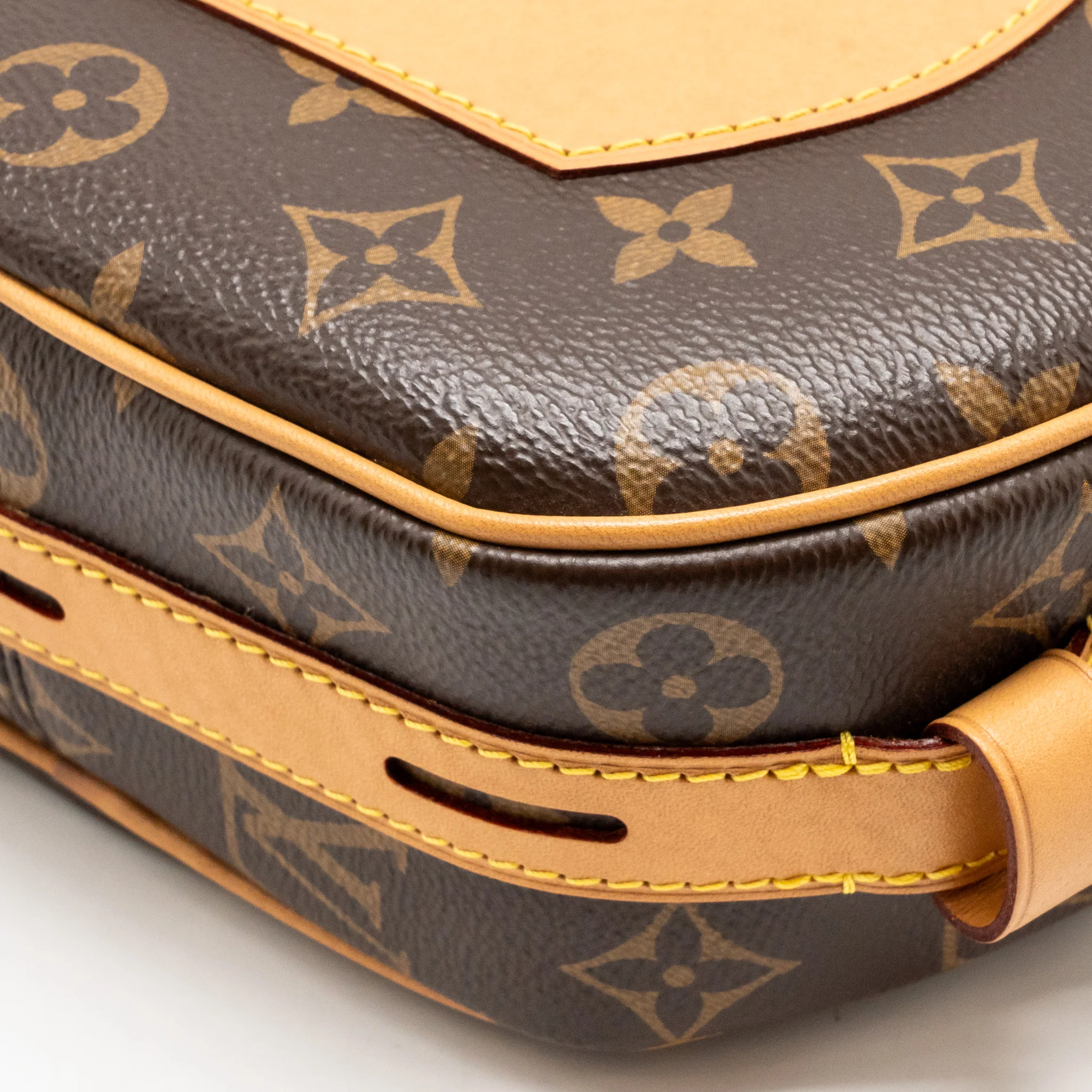 Louis Vuitton Boite Chapeaux Souple MM Monogram Canvas GHW - Image 12