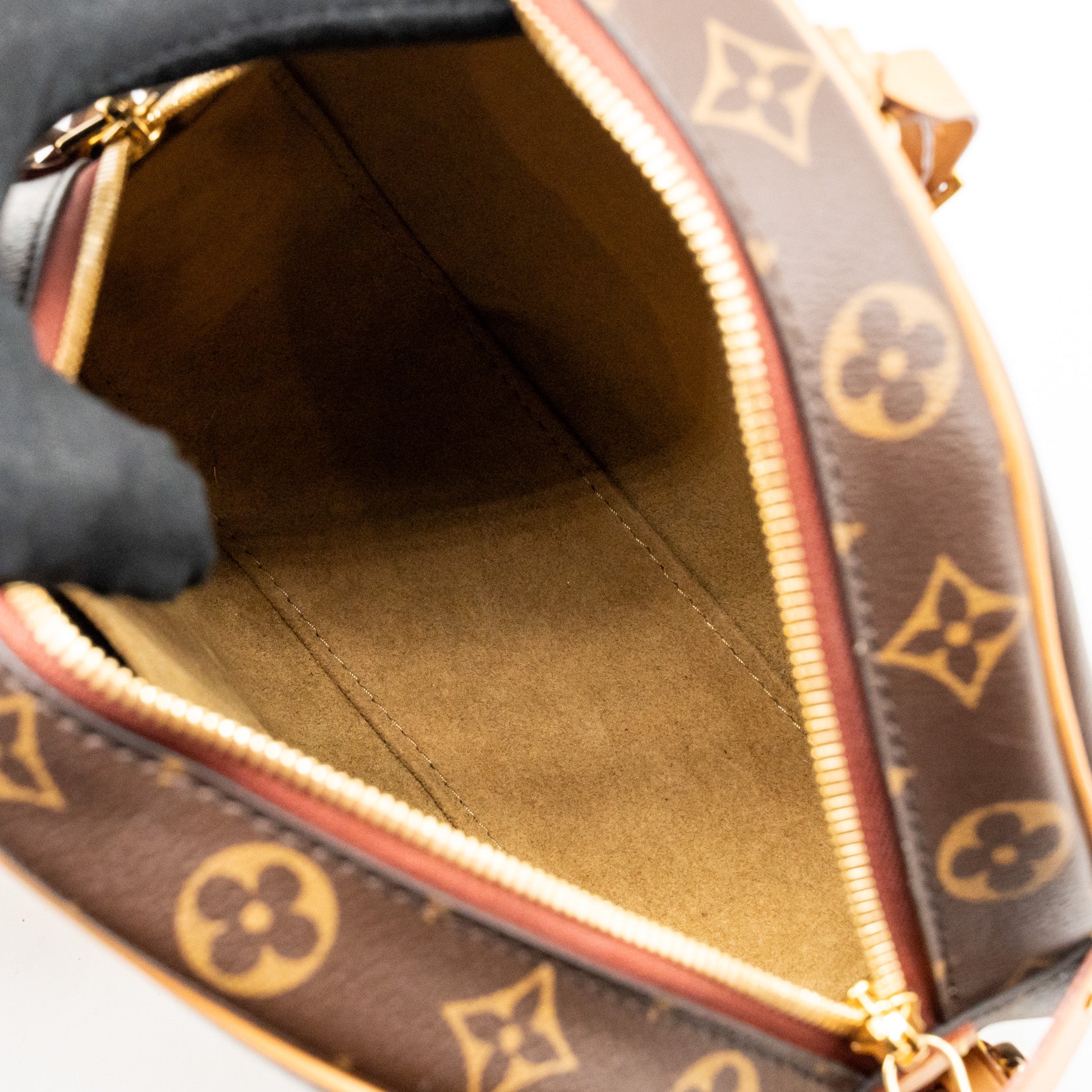 Louis Vuitton Boite Chapeaux Souple MM Monogram Canvas GHW - Image 18