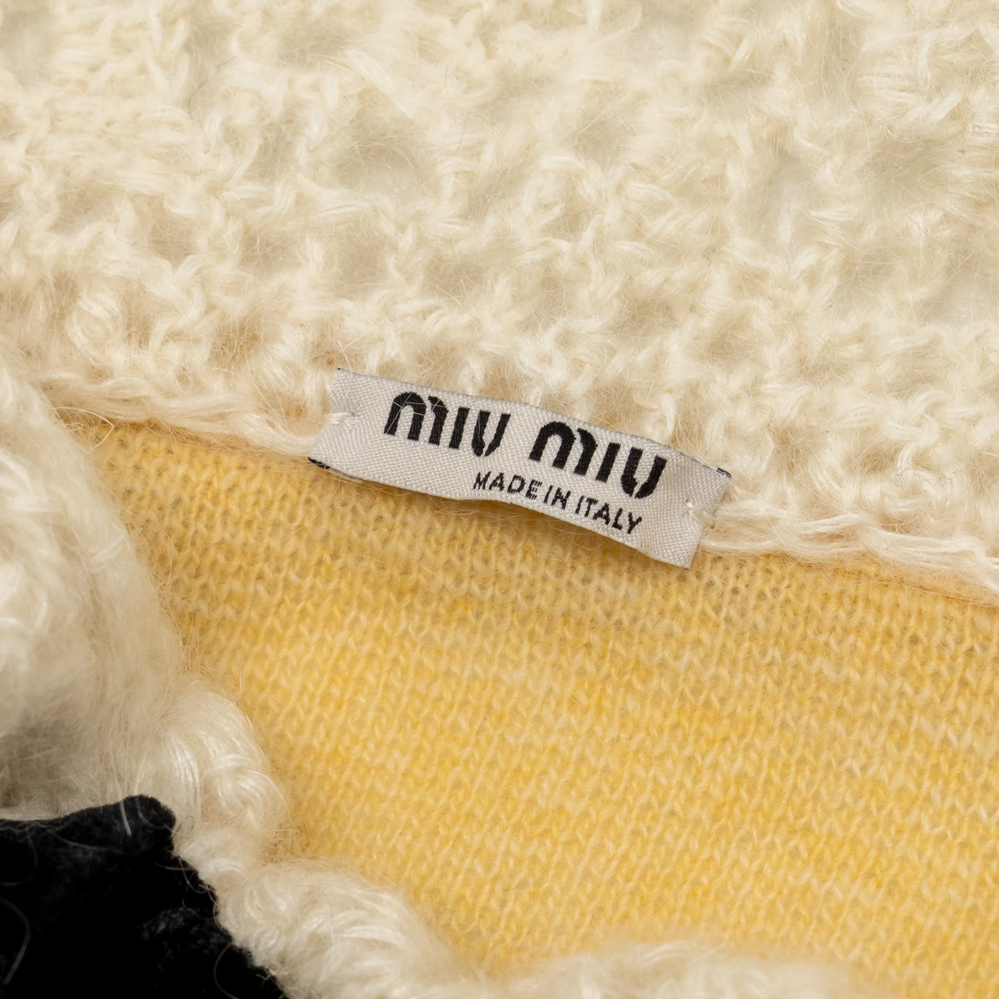 Miu Miu Size 38 Crochet Collar with Detailed Embroidered Rose Sweater Virgin Wool Yellow/Multicolour - Image 5