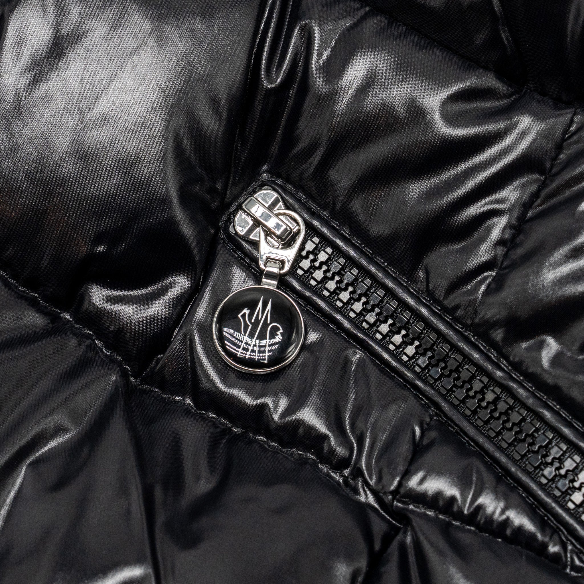 Moncler Size 1 Barante Hooded Short Down Jacket Black Polyamide SHW - Image 4