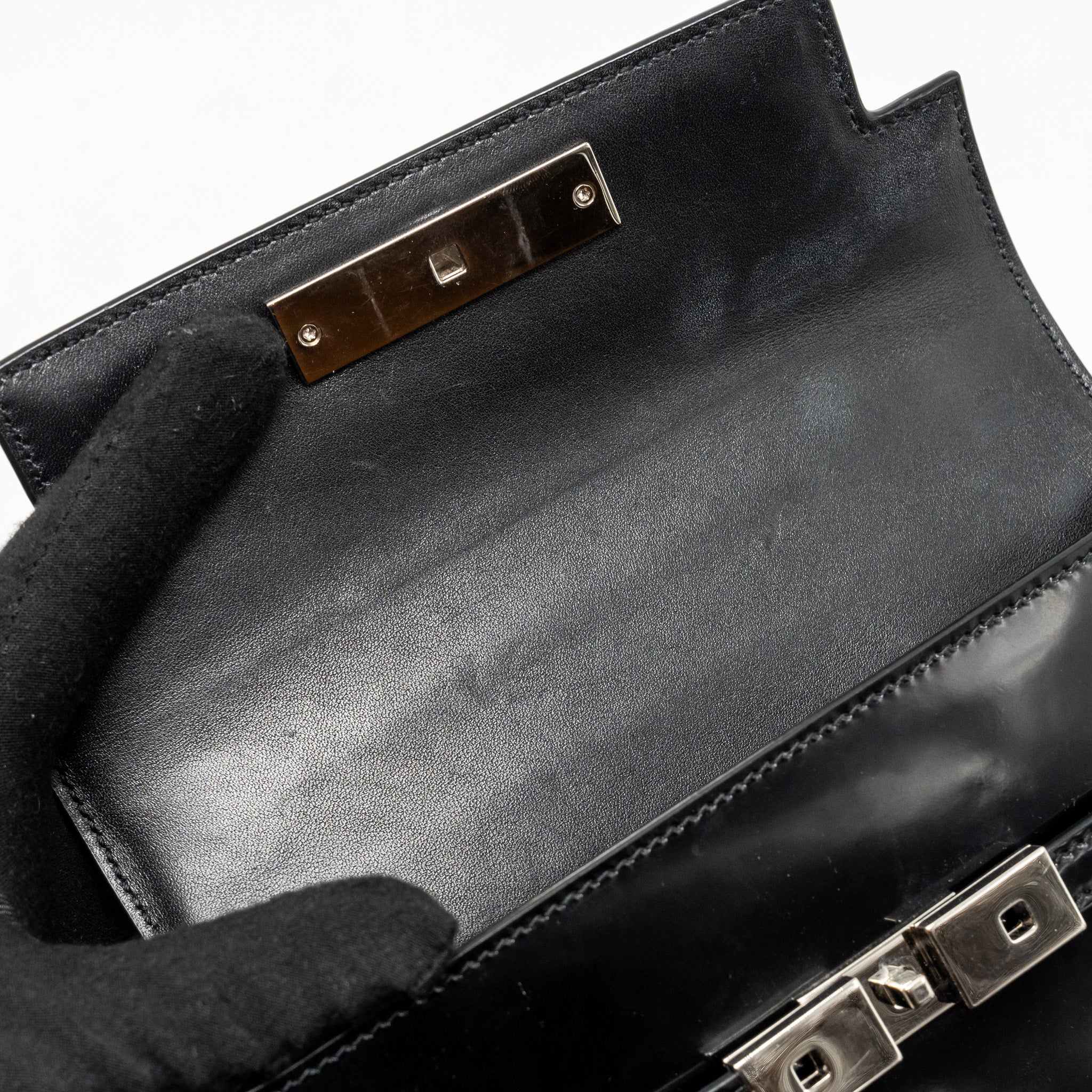 Saint laurent mini manhattan shoulder bag shiny calfskin black SHW - Image 12
