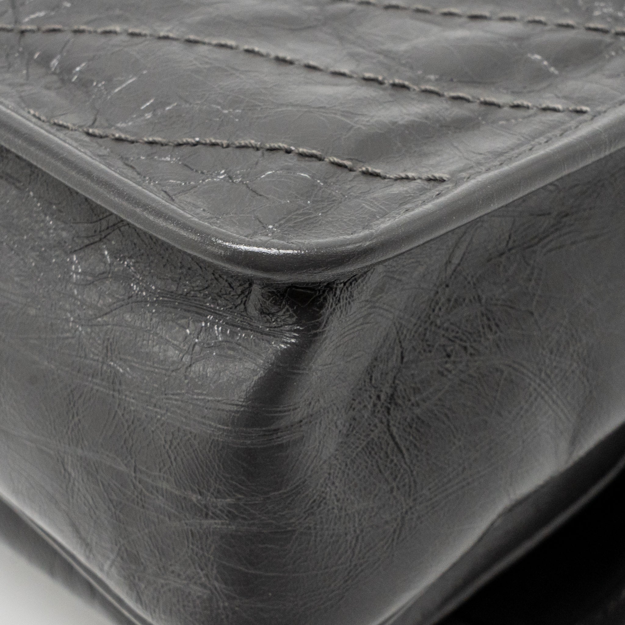 Saint Laurent/YSL Niki Baby Flap Bag Vintage Calfskin Grey Ruthenium Hardware - Image 10