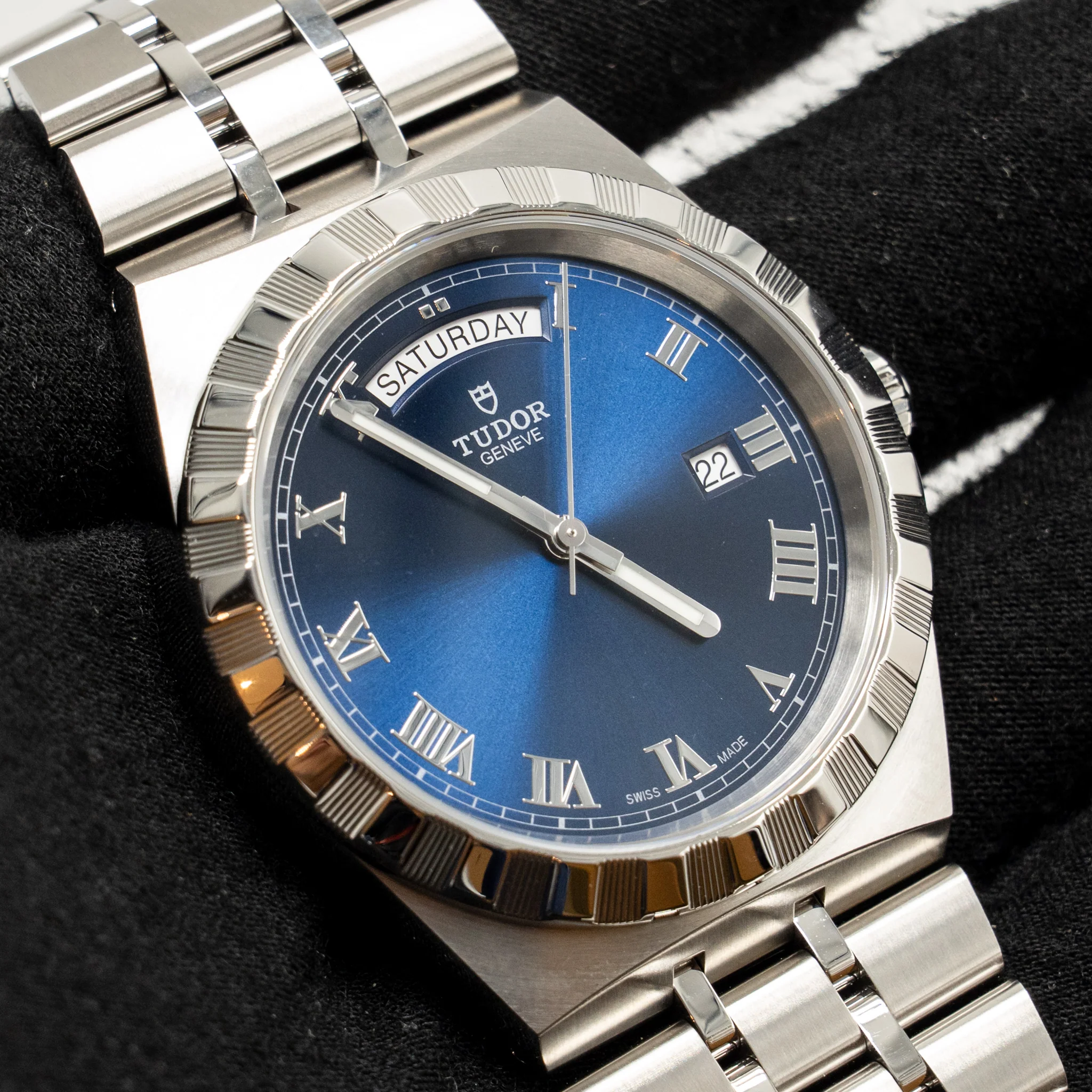 Tudor Royal 41mm Watch Steel Case Blue Dial M:28600-0005 - Image 5