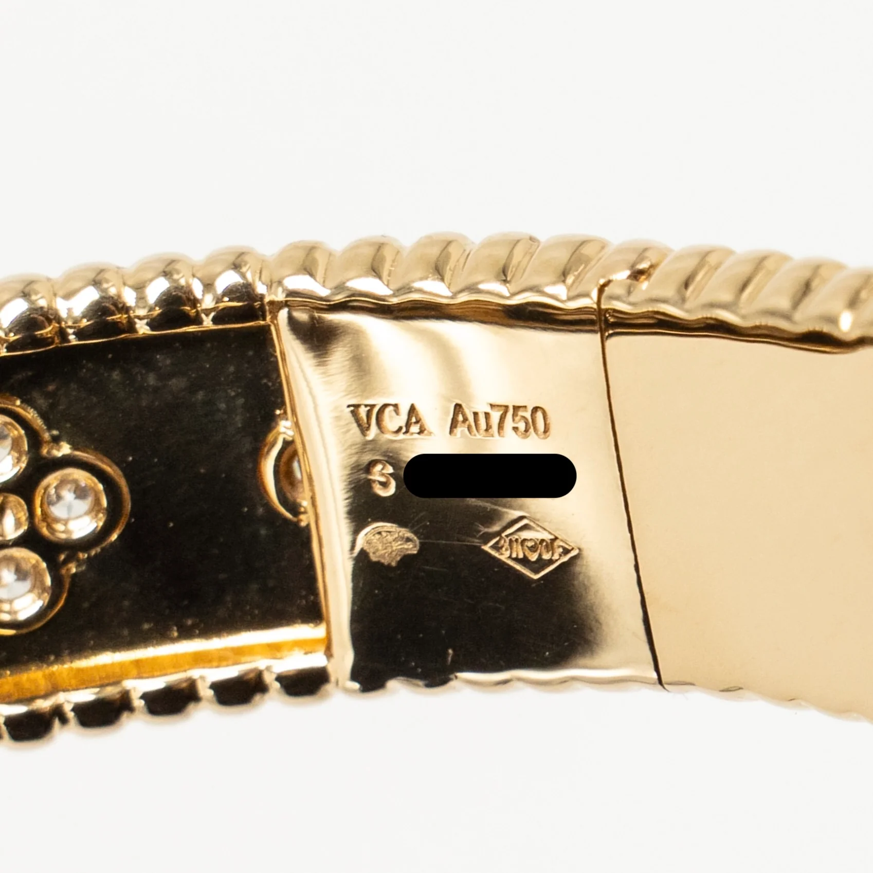 Van Cleef and Arpels Size S Perlée Clovers Bracelet, Small Model Yellow Gold, Diamond - Image 6
