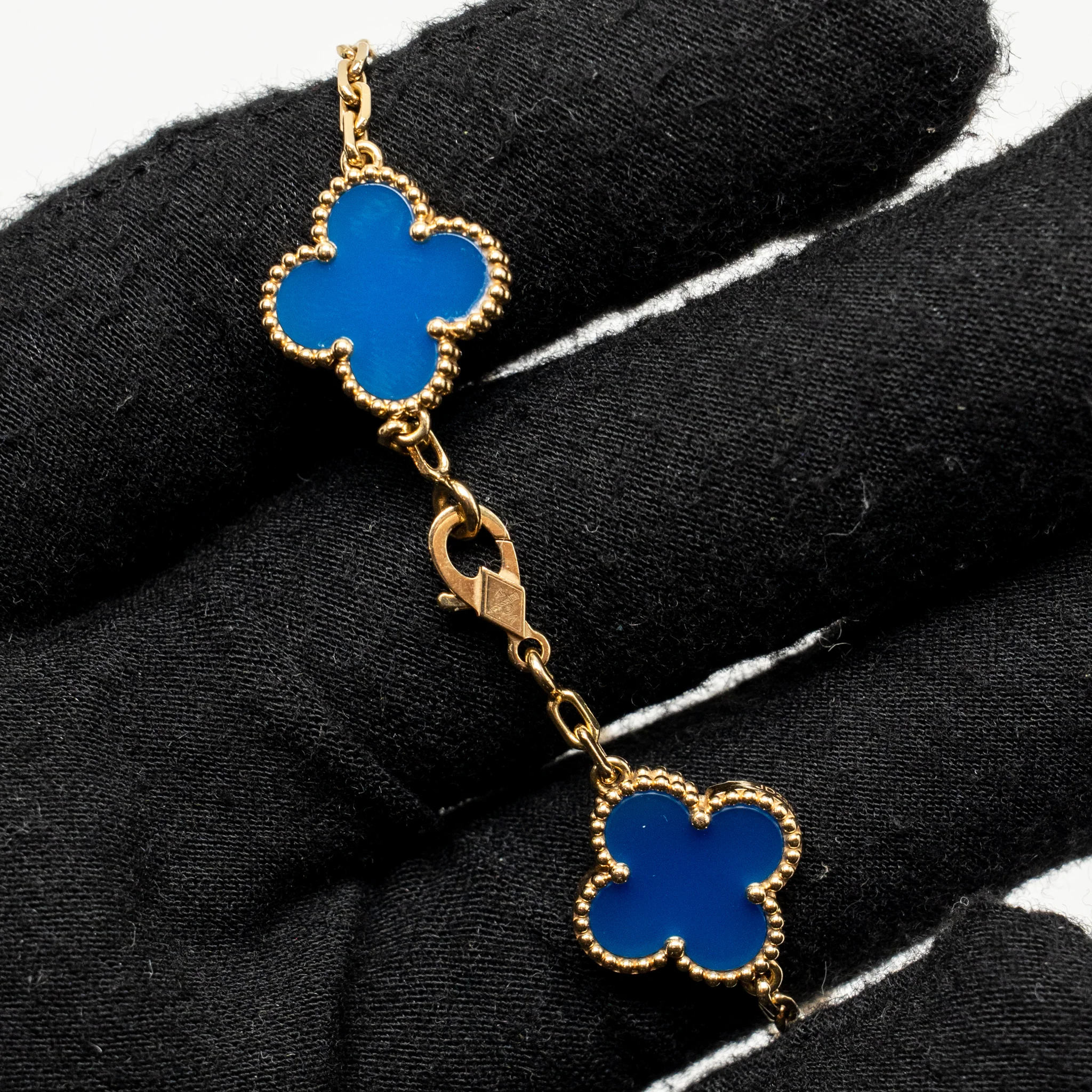 Van Cleef and Arpels vintage Alhambra bracelet 5 motifs 18k yellow gold , agate - Image 4