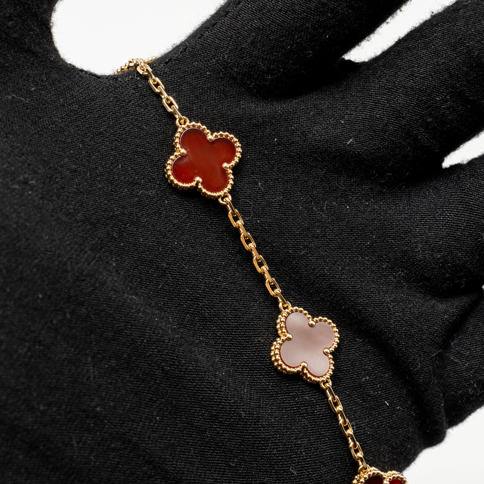 Van Cleef & Arpels Vintage Alhambra Bracelet 5 Motifs Carnelian Yellow Gold - Image 2